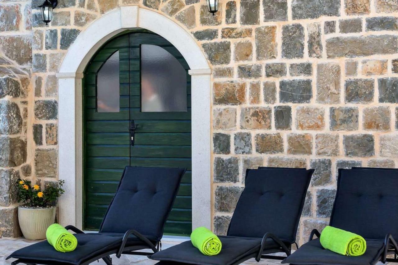 Luxury Villa Topolina Baška Voda エクステリア 写真