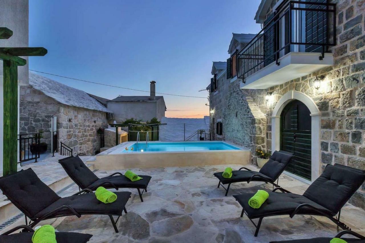 Luxury Villa Topolina Baška Voda エクステリア 写真